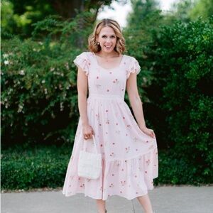 THE Rare Rachel Parcell Strawberry Dress! 🍓